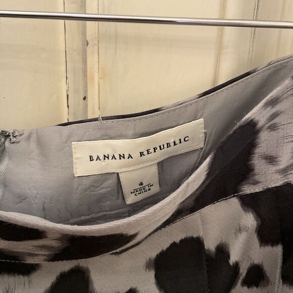 Banana Republic Skirt Women's 4 Black Gray Animal Print Pencil Linen Blend - Picture 6 of 9